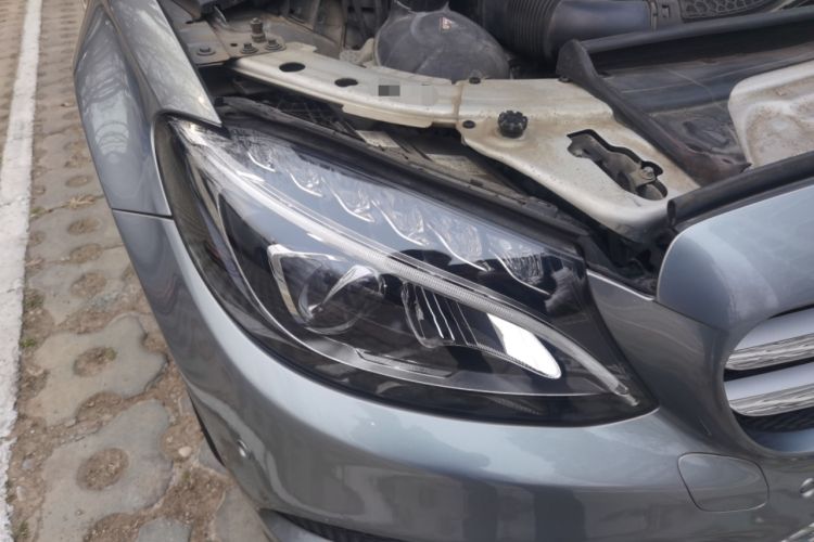 Used Mercedes-Benz C-Class 2016 C 200 L Sport Edition Right Front Headlight