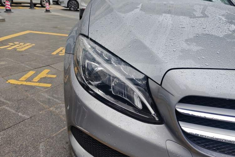 Used Mercedes-Benz C-Class 2016 C 180 L Sport Edition Right Front Headlight