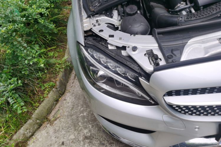 Used Mercedes-Benz C-Class 2016 C 200 L Sport Edition Right Front Headlight