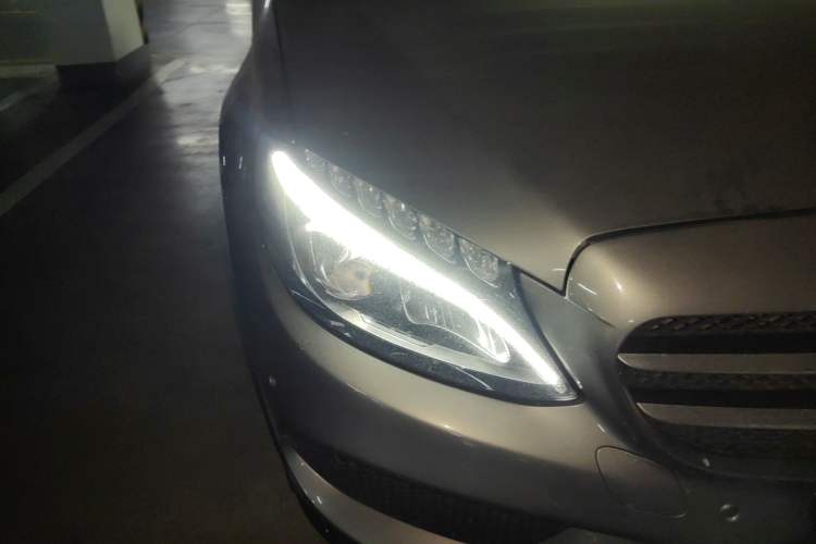 Used Mercedes-Benz C-Class 2016 C 200 Sport Edition Right Front Headlight