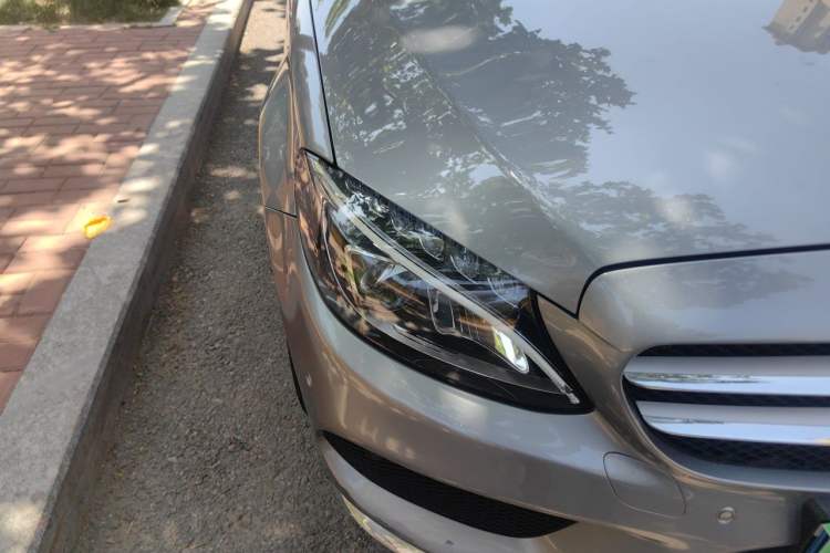 Used Mercedes-Benz C-Class 2016 C 200 L Sport Edition Right Front Headlight