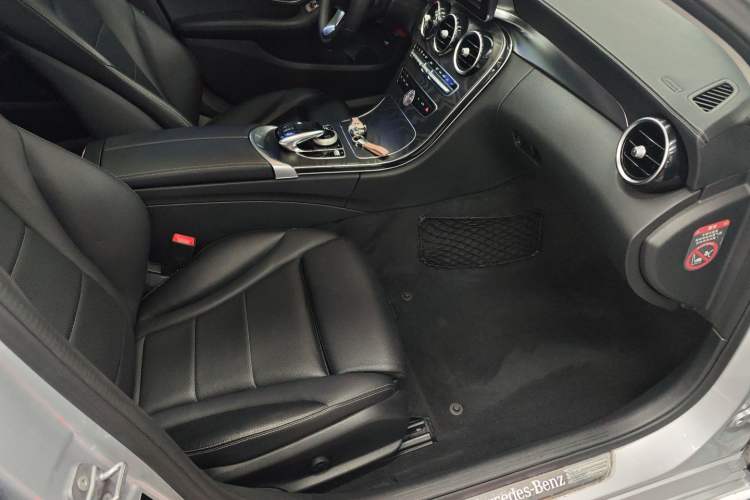 Used Mercedes-Benz C-Class 2016 C 200 L Sport Edition Right Front Seat
