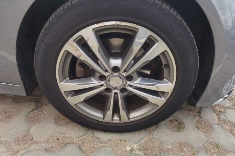 Used Mercedes-Benz C-Class 2016 C 200 L Sport Edition Right Front Wheel Hub