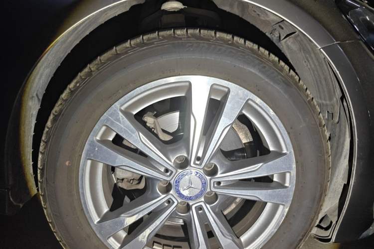 Used Mercedes-Benz C-Class 2016 C 200 L Sport Edition Right Front Wheel Hub