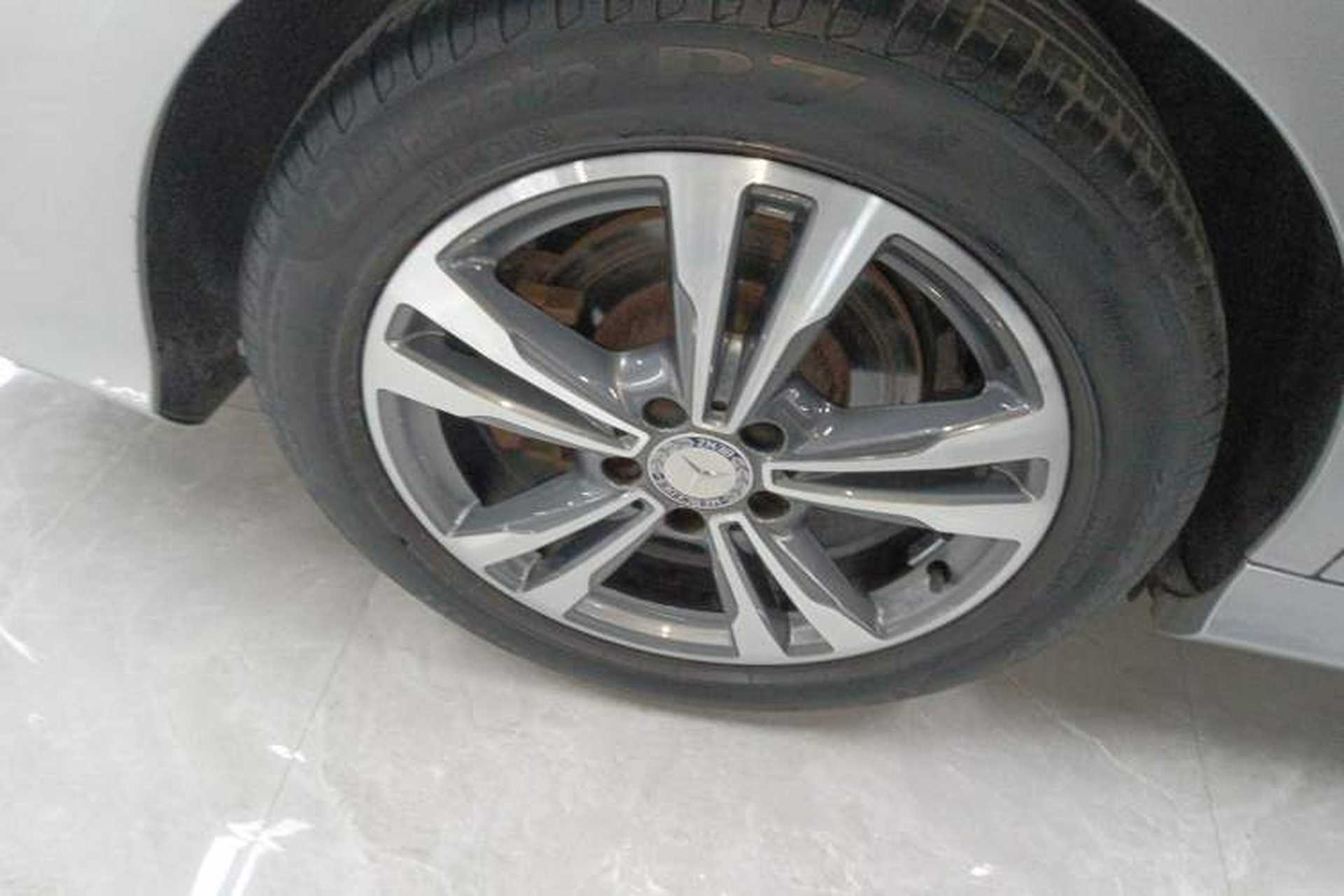 Used Mercedes-Benz C-Class 2016 C 200 L Sport Edition Right Rear Wheel Hub