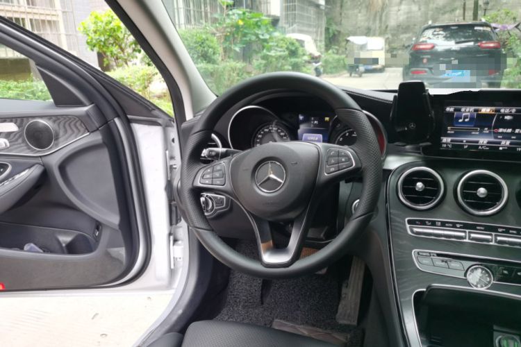 Used Mercedes-Benz C-Class 2016 C 200 L Sport Edition Steering Wheel
