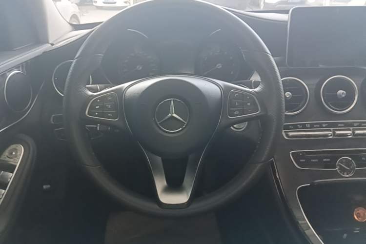 Used Mercedes-Benz C-Class 2016 C 200 L Sport Edition Steering Wheel