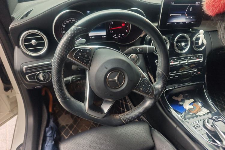 Used Mercedes-Benz C-Class 2016 C 200 4MATIC Coupe Steering Wheel