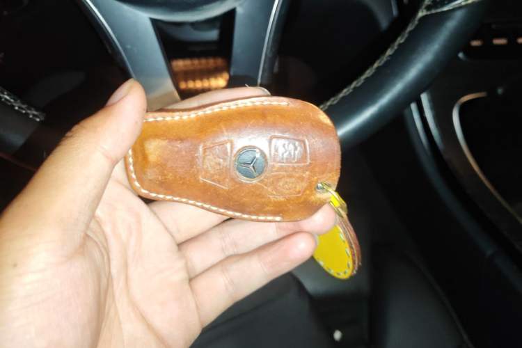 Used Mercedes-Benz C-Class 2016 C 180 L Sport Edition Vehicle Key