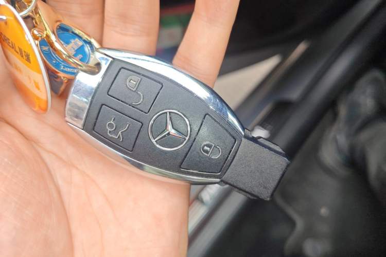 Used Mercedes-Benz C-Class 2016 C 200 L Vehicle Key