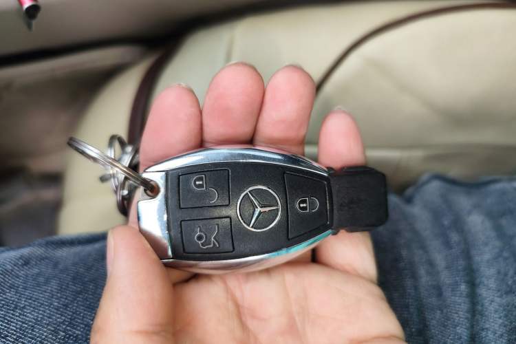 Used Mercedes-Benz C-Class 2016 C 180 L Sport Edition Vehicle Key