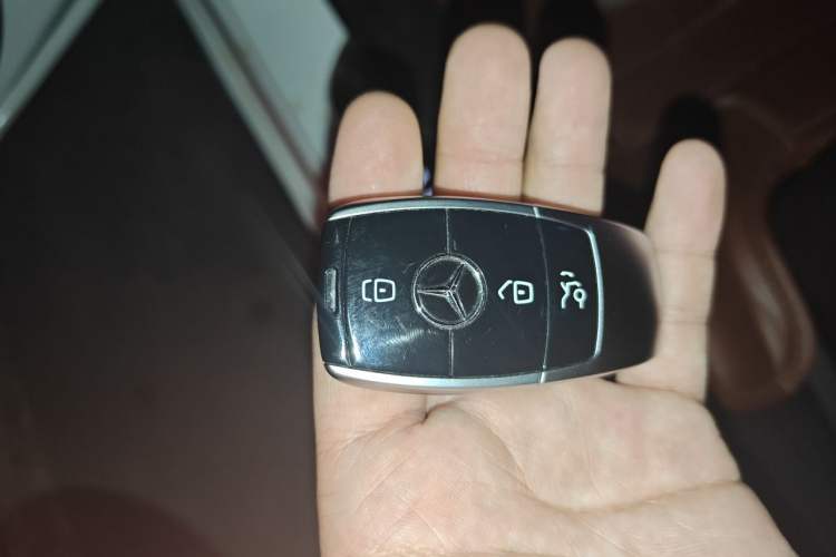 Used Mercedes-Benz C-Class 2016 C 200 L Sport Edition Vehicle Key