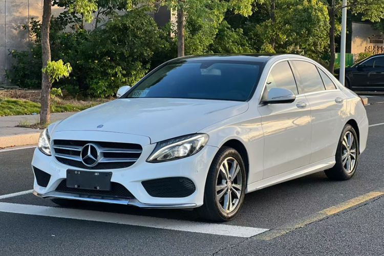 Used Mercedes-Benz C-Class 2016 C 200 L Sport Edition Guazi used car, China used car export, Used car for sale, Used  cars, Cheapest cars for sale