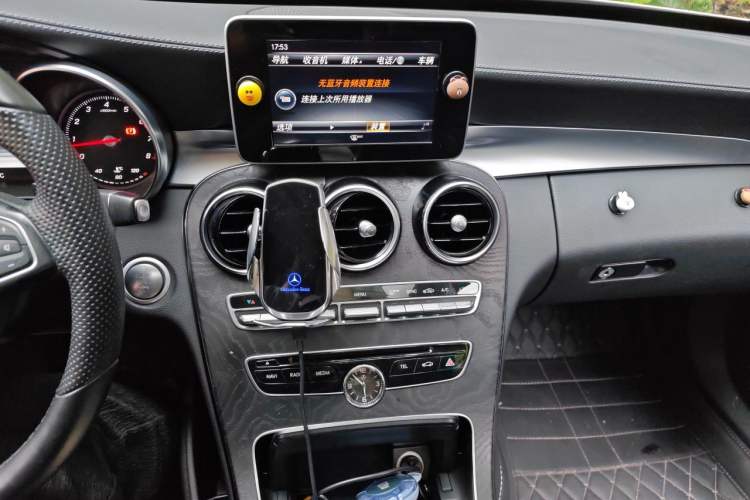 Used Mercedes-Benz C-Class 2016 C 200 L Sport Edition Audio And AC Panel