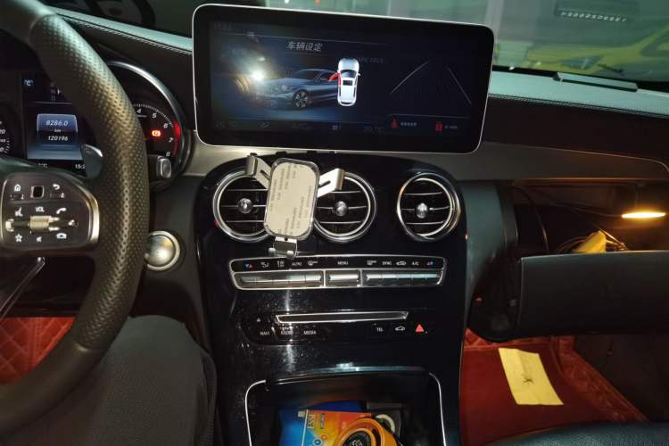 Used Mercedes-Benz C-Class 2016 C 200 4MATIC Coupe Audio And AC Panel