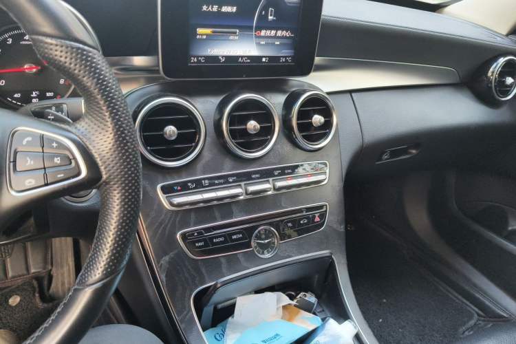 Used Mercedes-Benz C-Class 2016 C 180 L Audio And AC Panel