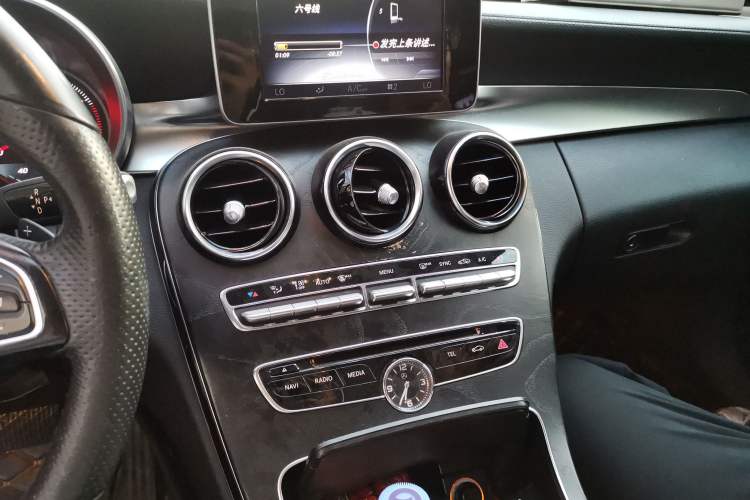 Used Mercedes-Benz C-Class 2016 C 180 L Sport Edition Audio And AC Panel