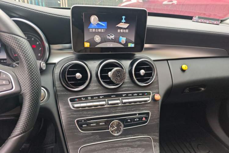 Used Mercedes-Benz C-Class 2016 C 200 L Sport Edition Audio And AC Panel