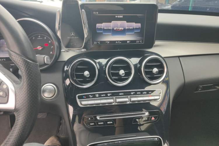 Used Mercedes-Benz C-Class 2016 C 200 Sport Edition Audio And AC Panel