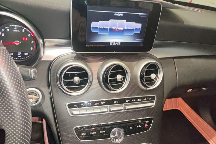 Used Mercedes-Benz C-Class 2016 C 180 Estate Audio And AC Panel