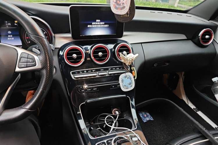 Used Mercedes-Benz C-Class 2016 C 200 Sport Edition Audio And AC Panel