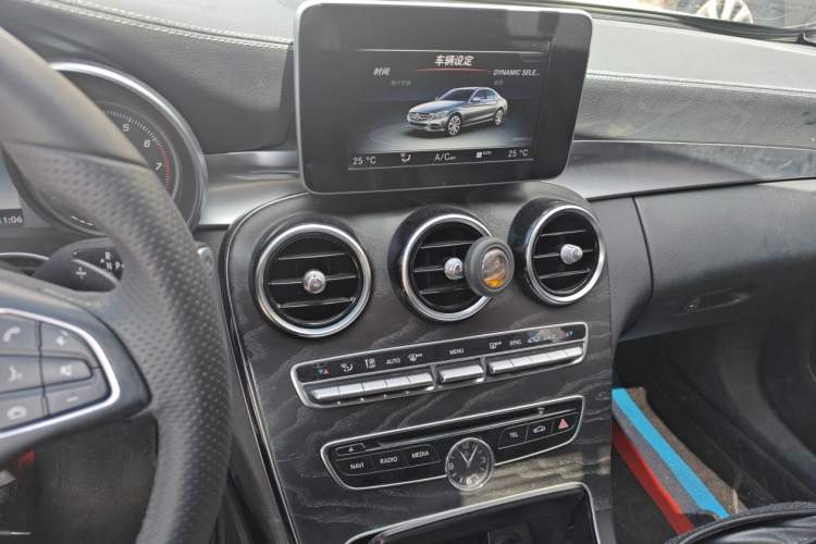 Used Mercedes-Benz C-Class 2016 C 180 L Sport Edition Audio And AC Panel