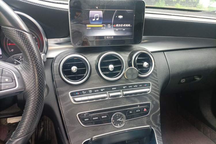 Used Mercedes-Benz C-Class 2016 C 180 L Sport Edition Audio And AC Panel