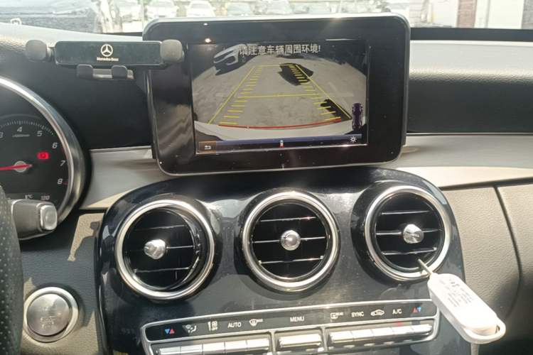Used Mercedes-Benz C-Class 2016 C 200 Sport Edition Audio And AC Panel