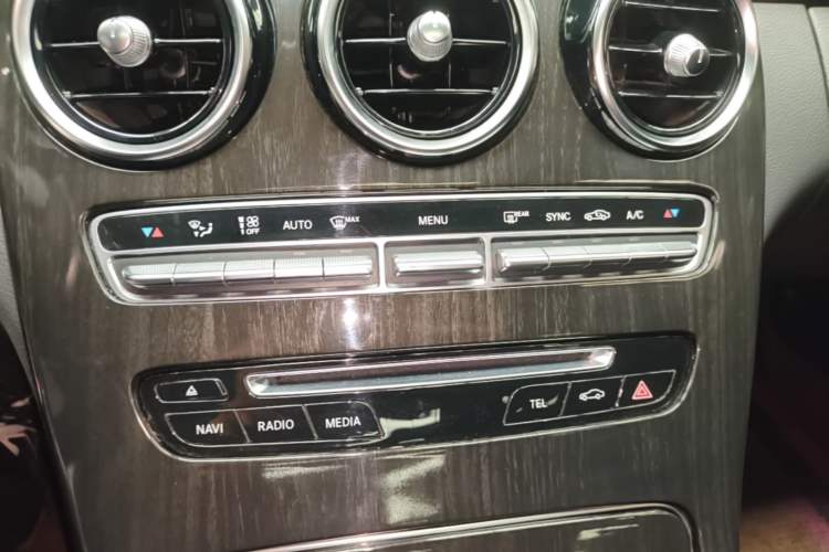 Used Mercedes-Benz C-Class 2016 C 200 Sport Edition Audio And AC Panel