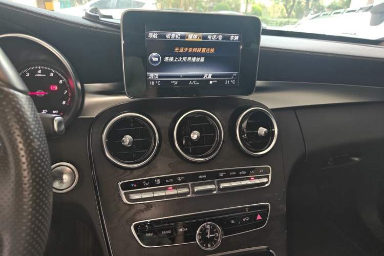 Used Mercedes-Benz C-Class 2016 C 180 L Sport Edition Audio And AC Panel