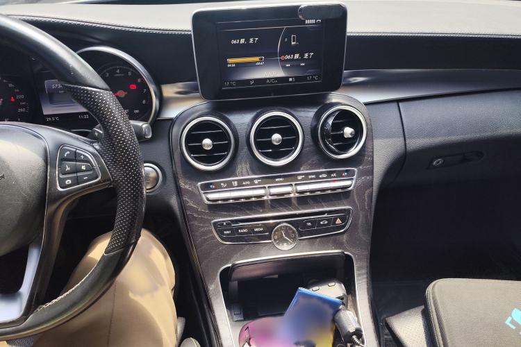 Used Mercedes-Benz C-Class 2016 C 200 L Sport Edition Audio And AC Panel