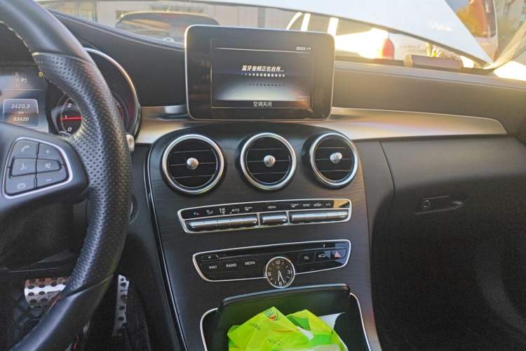 Used Mercedes-Benz C-Class 2016 C 200 L Sport Edition Audio And AC Panel