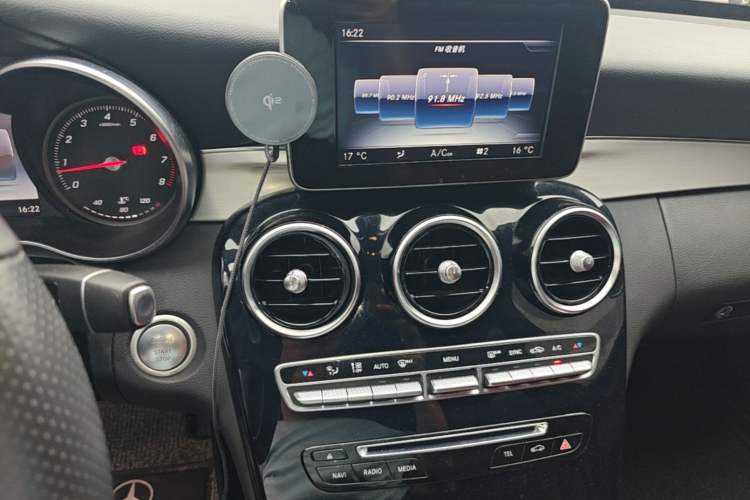 Used Mercedes-Benz C-Class 2016 C 200 Sport Edition Audio And AC Panel