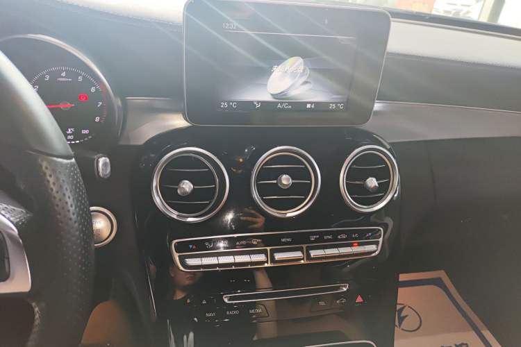 Used Mercedes-Benz C-Class 2016 C 200 Coupe Audio And AC Panel