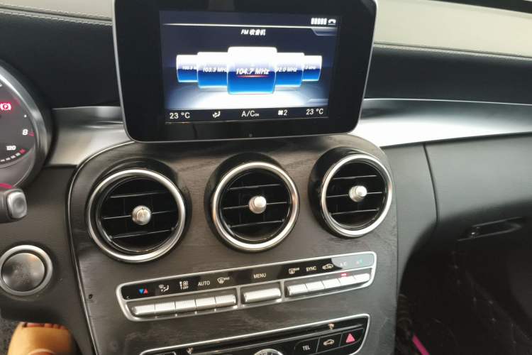 Used Mercedes-Benz C-Class 2016 C 200 L Sport Edition Audio And AC Panel