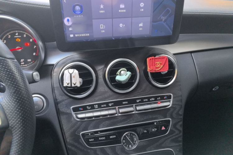 Used Mercedes-Benz C-Class 2016 C 180 L Sport Edition Audio And AC Panel