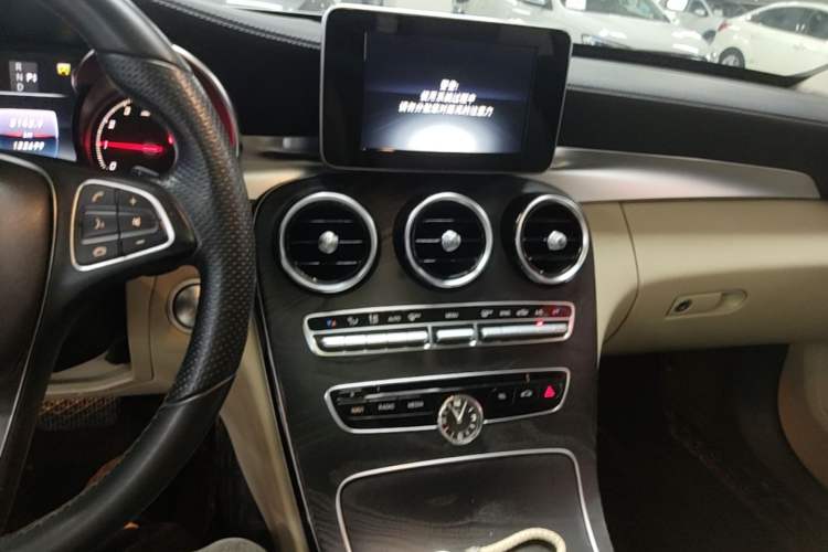 Used Mercedes-Benz C-Class 2016 C 180 L Sport Edition Audio And AC Panel