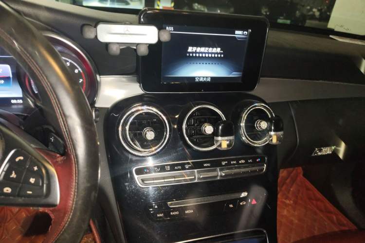 Used Mercedes-Benz C-Class 2016 C 200 Sport Edition Audio And AC Panel