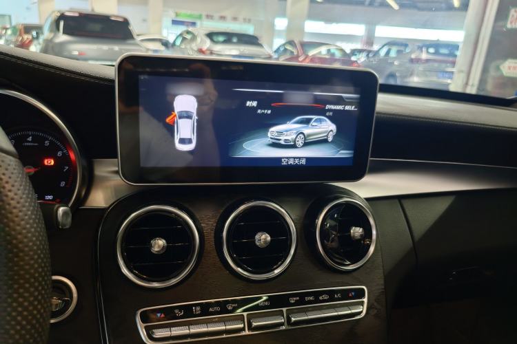 Used Mercedes-Benz C-Class 2016 C 180 L Sport Edition Audio And AC Panel