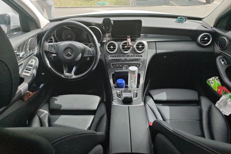 Used Mercedes-Benz C-Class 2016 C 180 L Sport Edition Center Console