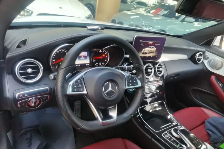 Used Mercedes-Benz C-Class 2016 C 300 Coupe Center Console