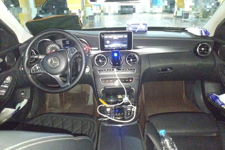 Used Mercedes-Benz C-Class 2016 C 200 L 4MATIC Sport Edition Center Console