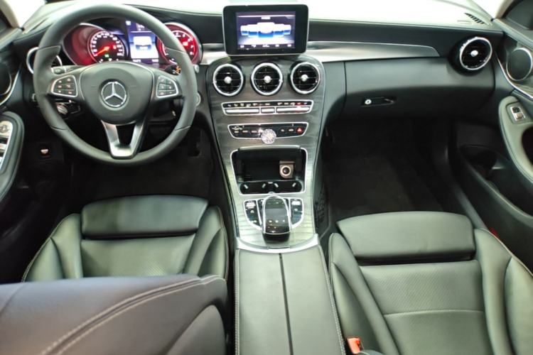 Used Mercedes-Benz C-Class 2016 C 180 L Sport Edition Center Console