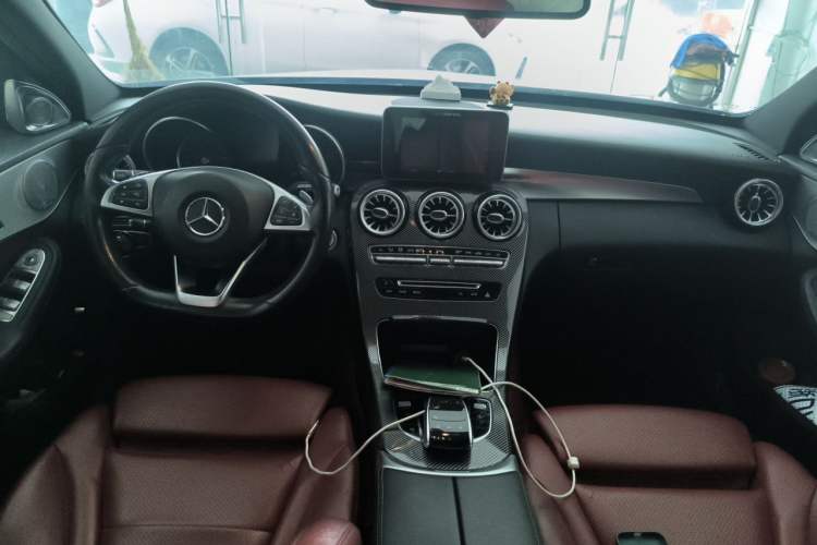Used Mercedes-Benz C-Class 2016 C 200 Sport Edition Center Console