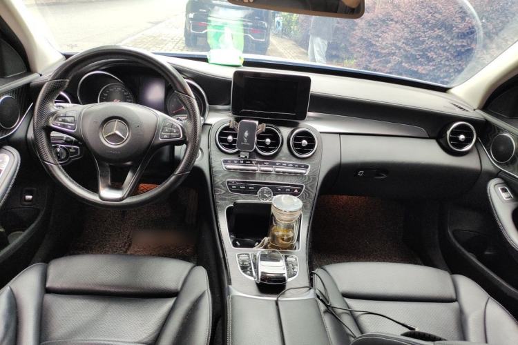 Used Mercedes-Benz C-Class 2016 C 180 L Sport Edition Center Console