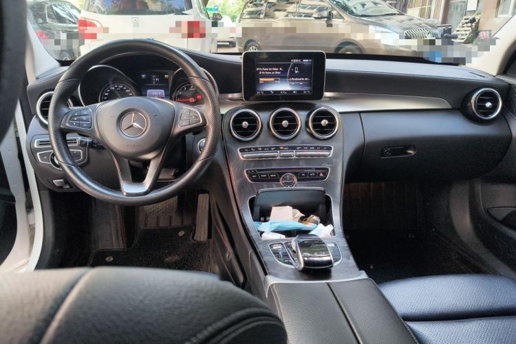 Used Mercedes-Benz C-Class 2016 C 180 L Center Console