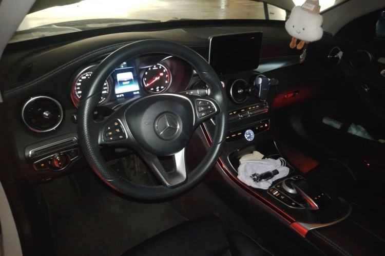 Used Mercedes-Benz C-Class 2016 C 200 L Sport Edition Center Console