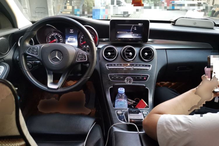 Used Mercedes-Benz C-Class 2016 C 180 L Sport Edition Center Console