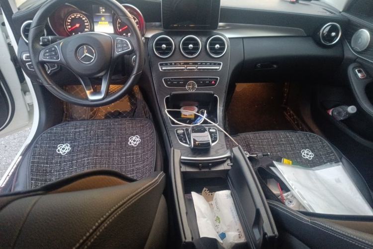 Used Mercedes-Benz C-Class 2016 C 200 L Sport Edition Center Console