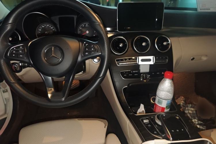 Used Mercedes-Benz C-Class 2016 C 180 L Sport Edition Center Console